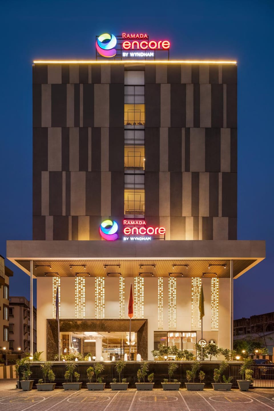 Facade/entrance
