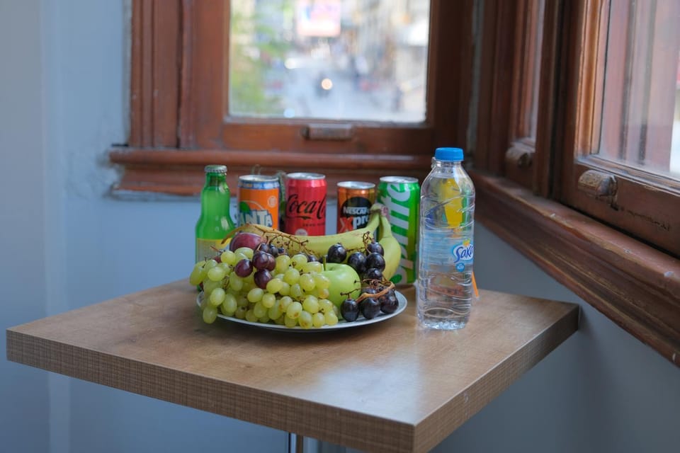 Dining area, Food, Drinks, Quiet street view