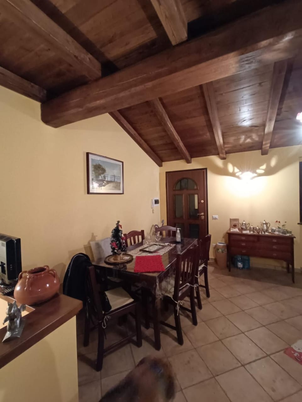 Communal lounge/ TV room