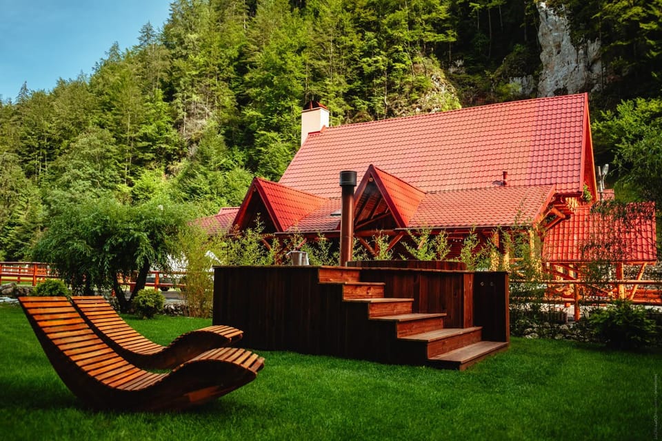 Casa Cheile Dâmbovicioarei - Cabana 1 Bed and Breakfast in Brașov County