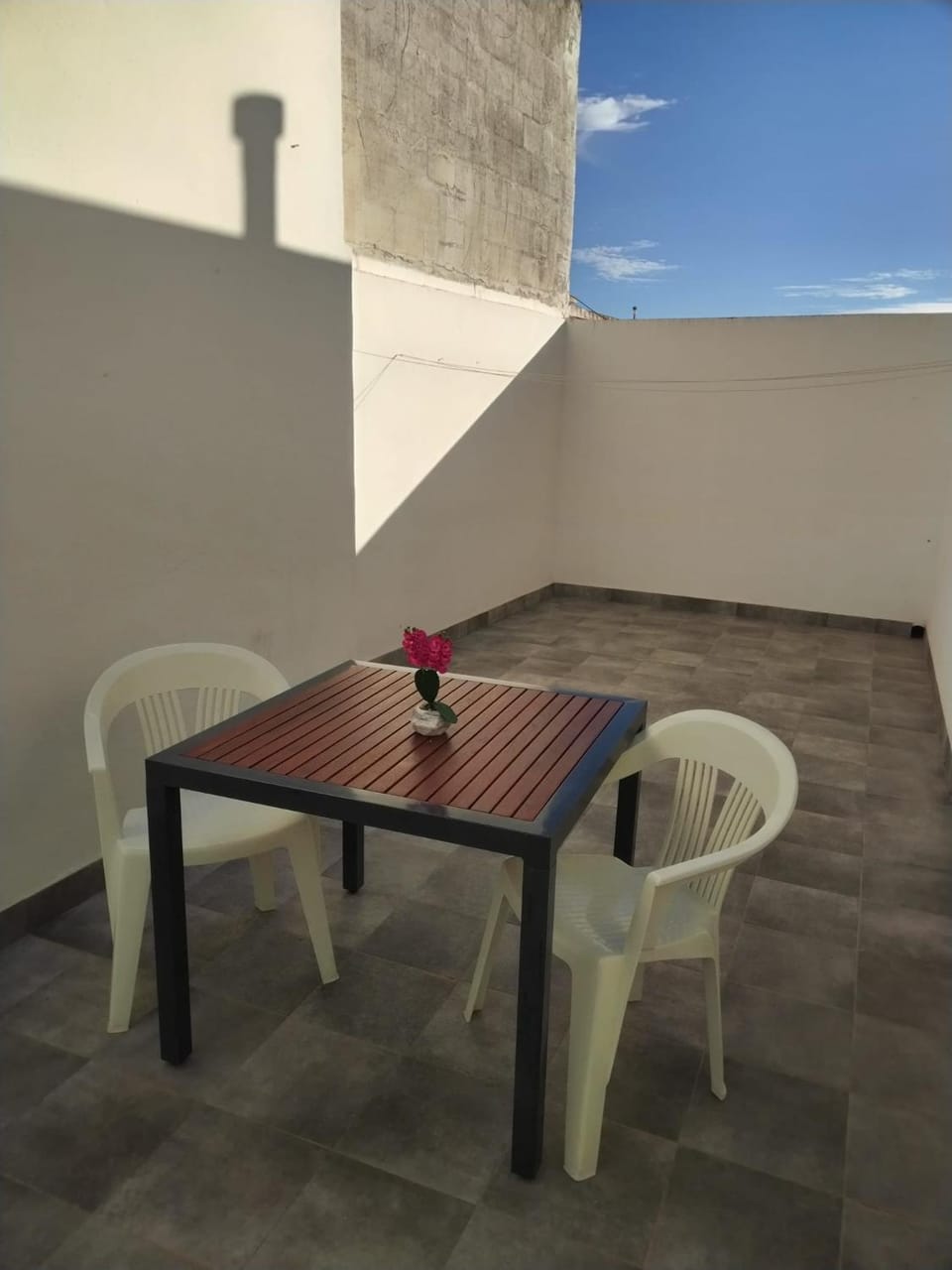 Off site, Dining area