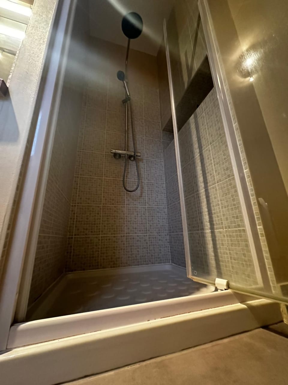 Shower, Bathroom