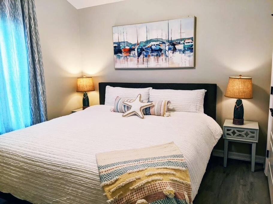 2022 Built Modern Family-Friendly Oasis House in Flour Bluff