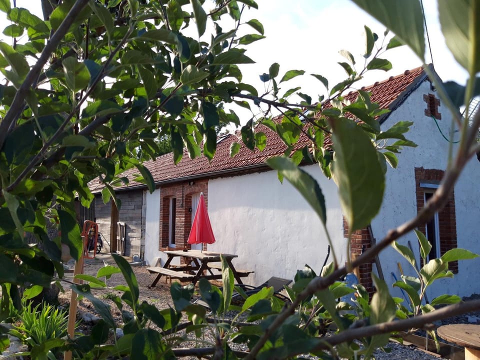 Studio à Theuville-Baigneaux House in Centre-Val de Loire