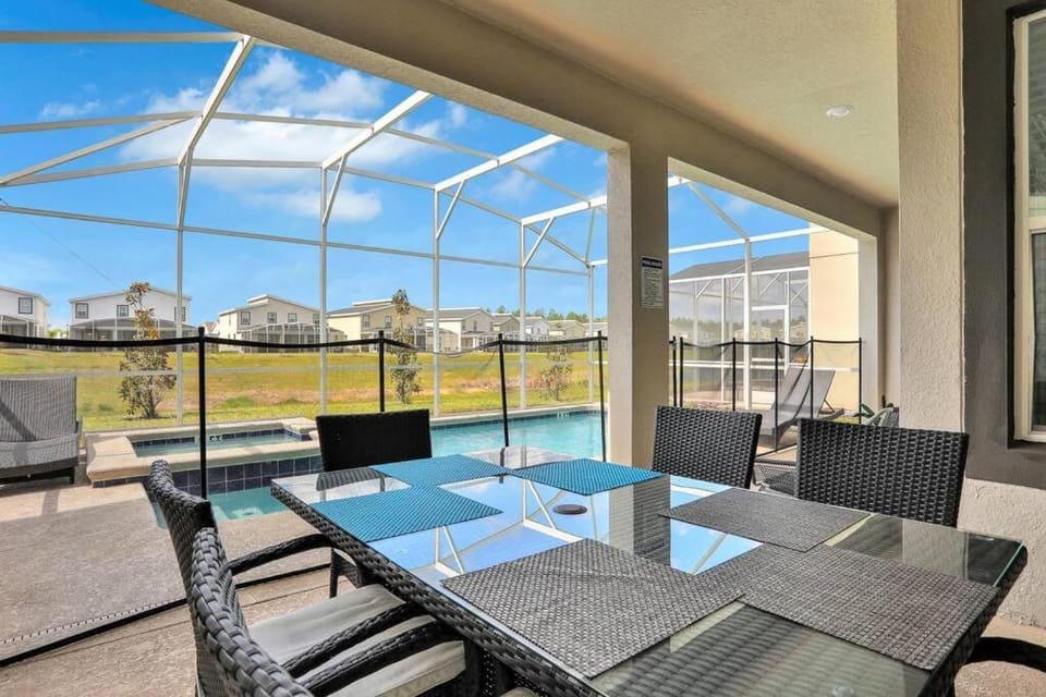 Patio, Pool view, Swimming pool, sunbed
