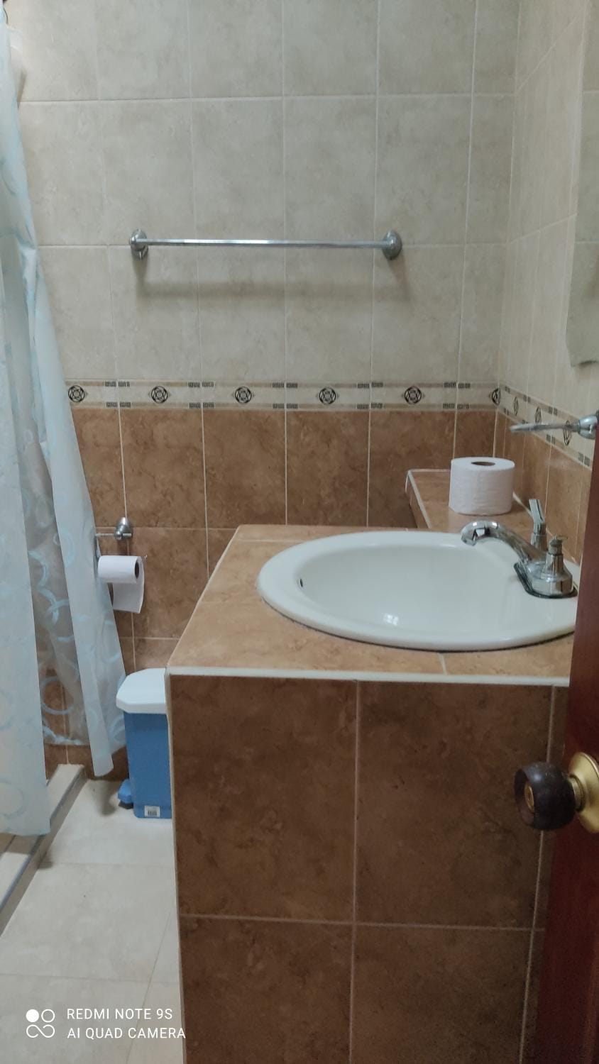 Agradable apto independiente con tres cuartos y capacidad para 5 personas, equipada para una agradable estadia Apartment in Palmira
