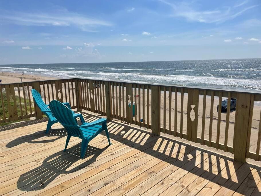 Day, Natural landscape, View (from property/room), Balcony/Terrace, Beach, Sea view, sunbed