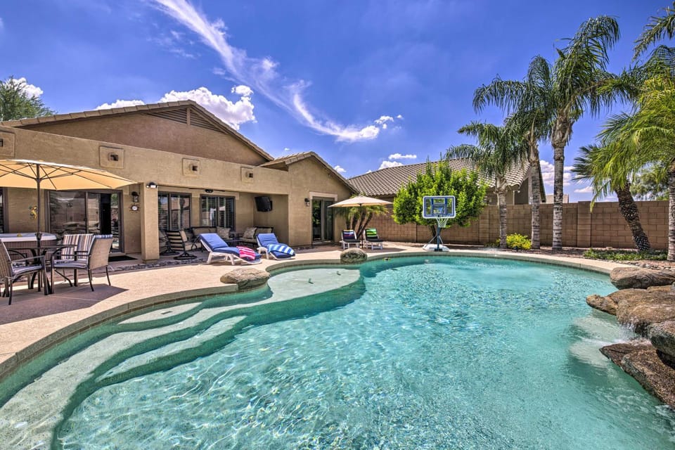 Pool, Hot Tub & Patio: Mesa Oasis Desert Getaway House in Mesa