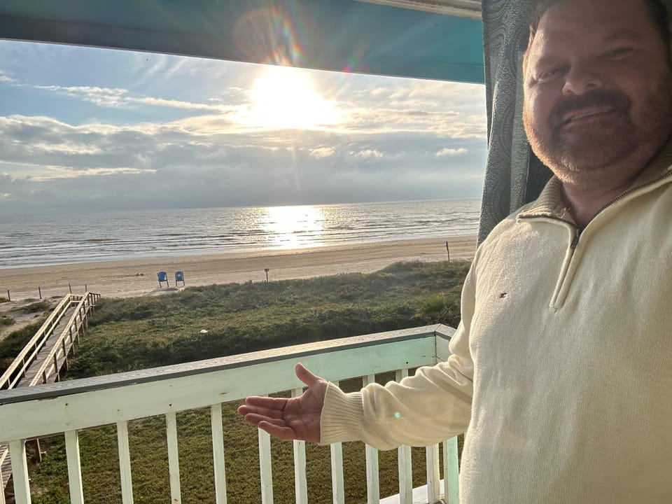 Natural landscape, View (from property/room), Balcony/Terrace, Beach, Sea view, Sunrise, Sunset