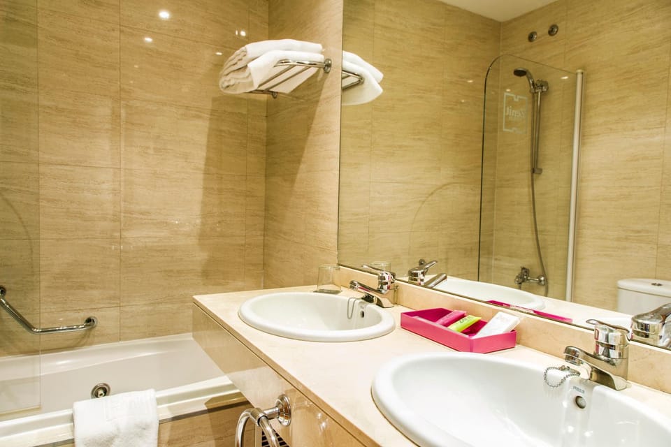 Bathroom, Family