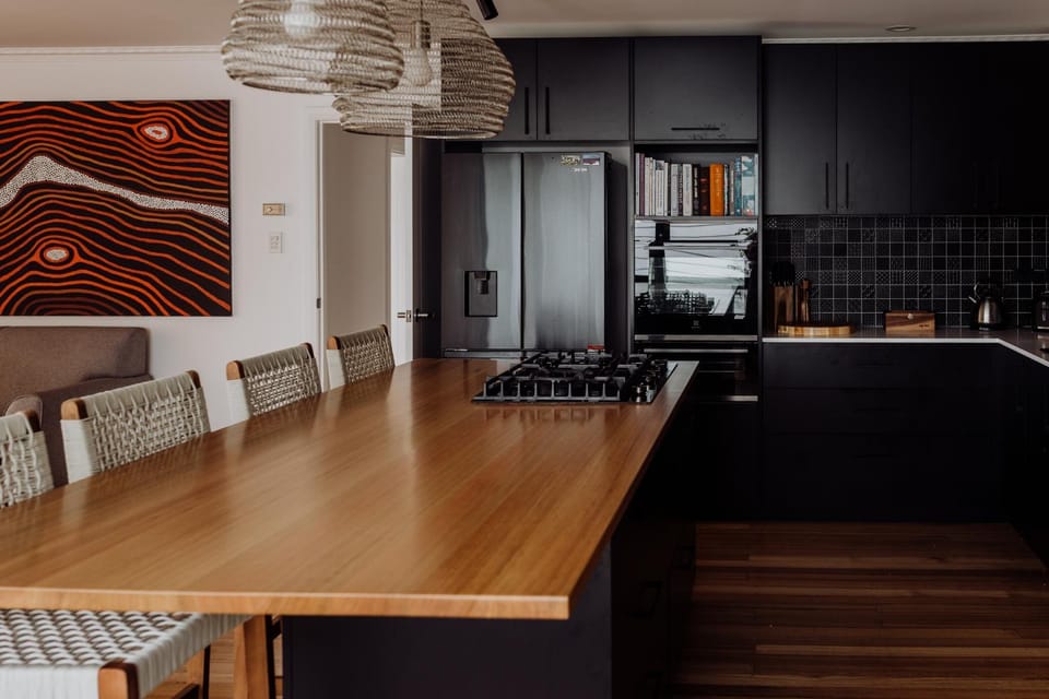 Doric Dreams - Short Stroll to St Helens House in St Helens