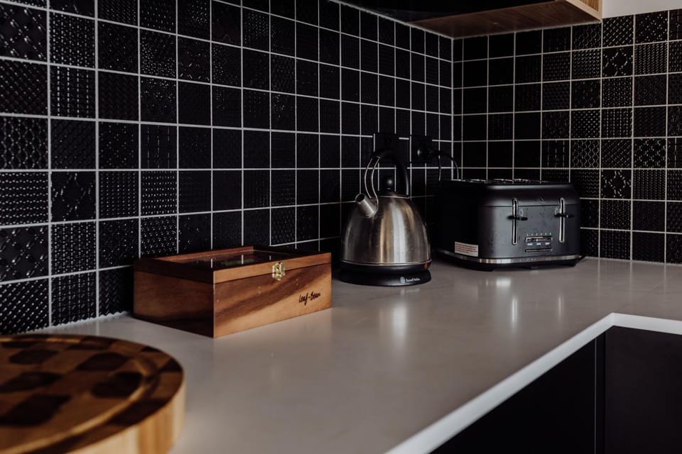 Doric Dreams - Short Stroll to St Helens House in St Helens