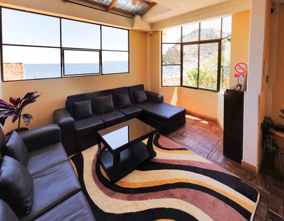 Casa Hostel Sauta Suite Vacation rental in Puno, Peru