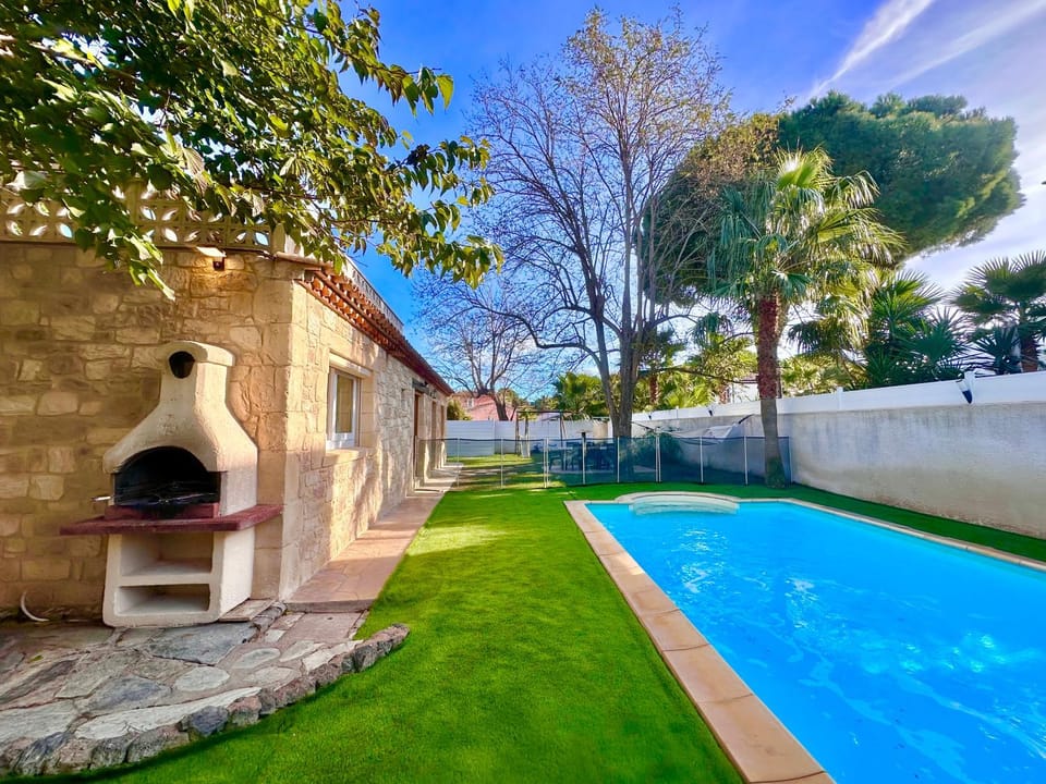 Lacosse Villa in Agde