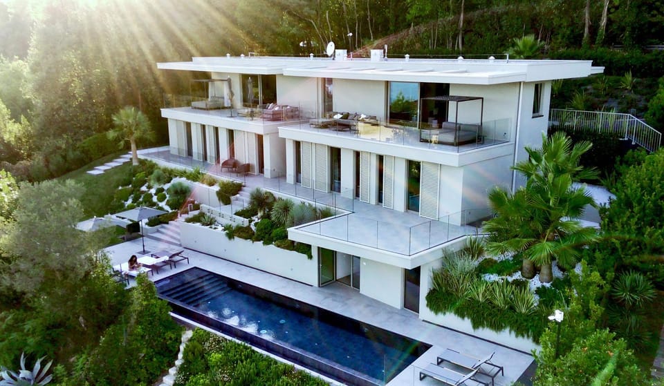 Property building, Natural landscape, Garden, Garden view, Pool view, Swimming pool