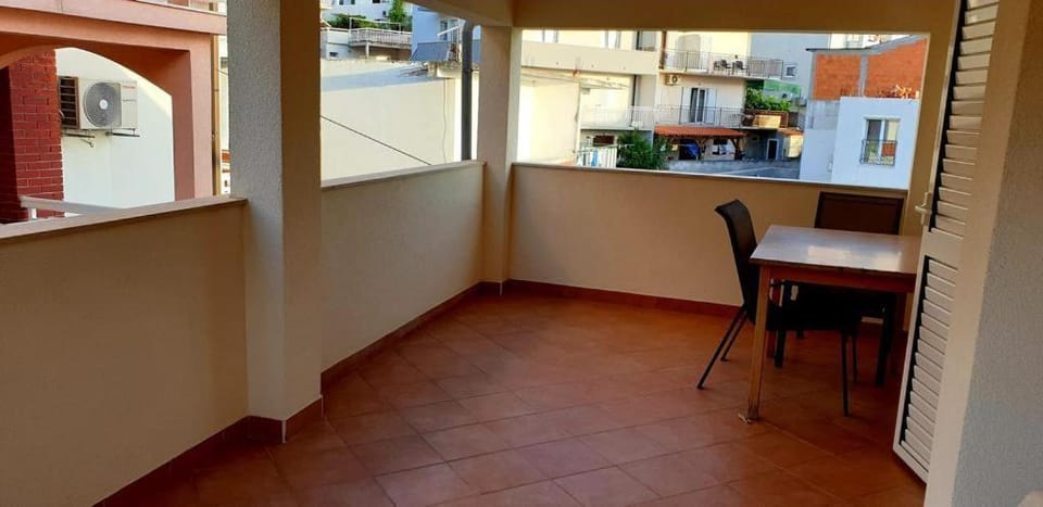 Red Sunset Apartment in Hvar