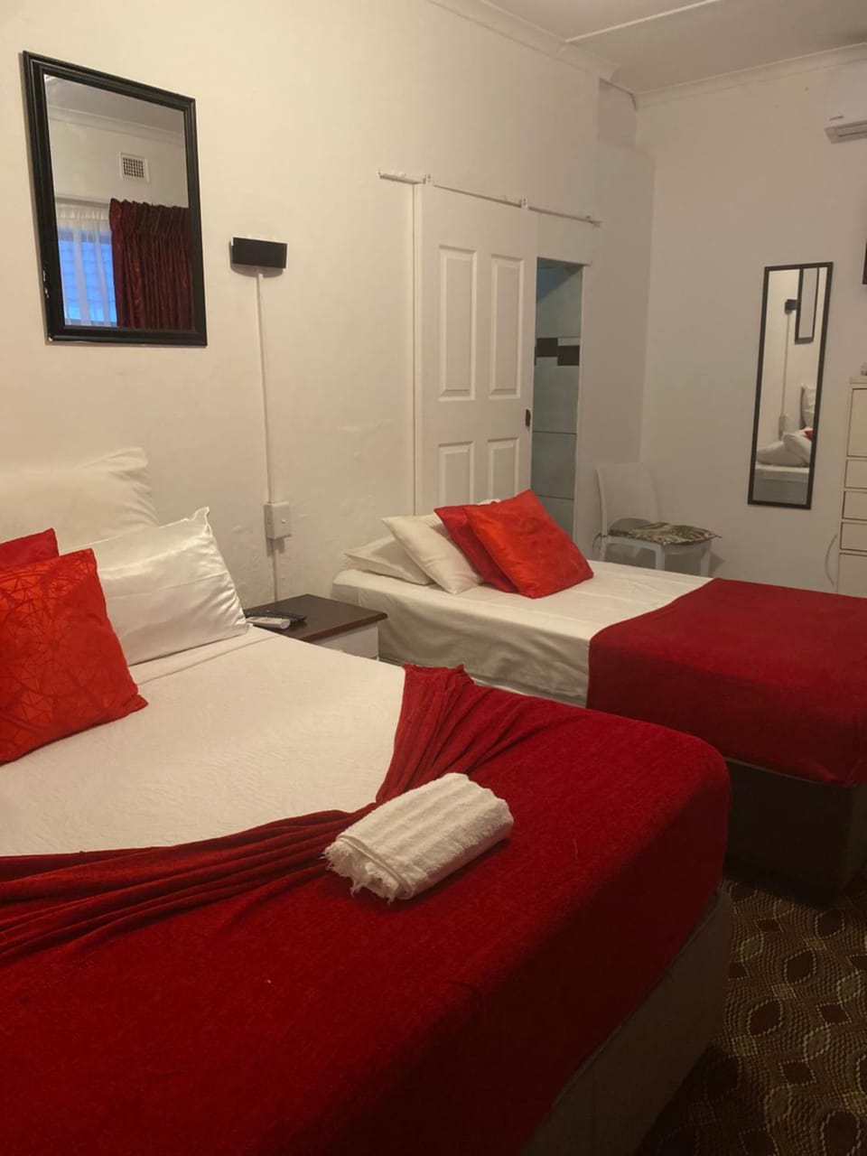 Dwengu Guest house Bed and Breakfast in Margate