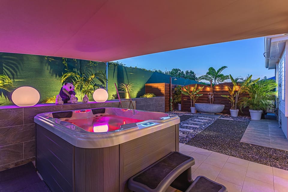 Hot Tub, Balcony/Terrace