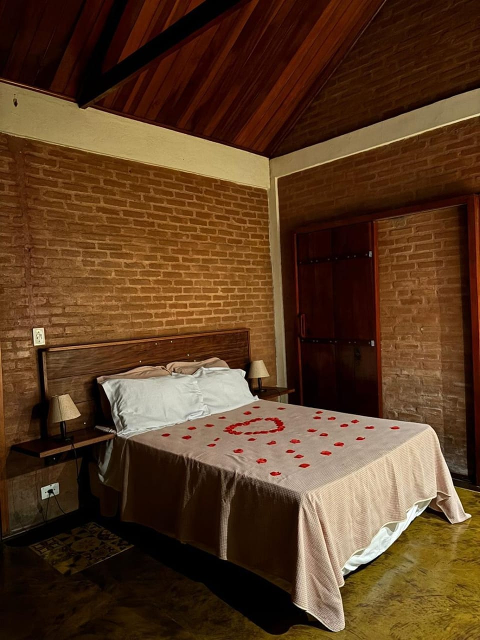 Chalé Recanto do Sol Bed and Breakfast in State of São Paulo