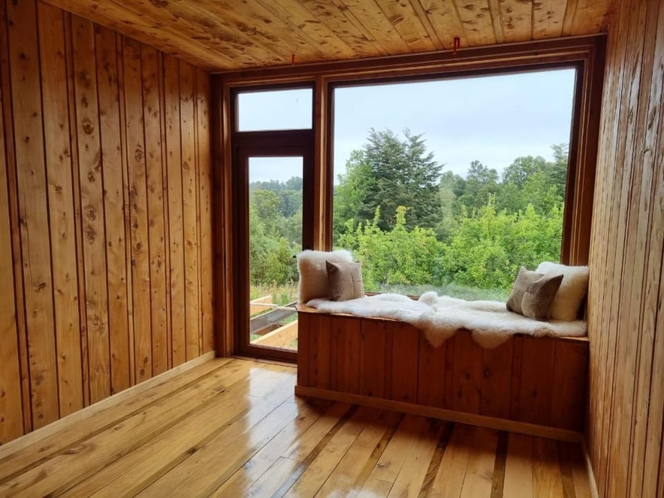 PARCELA DE AGRADO CON PISCINA LAGO RANCO todas las instalaciones con uso exclusivo capacidad 20 personas House in Los Ríos, Chile