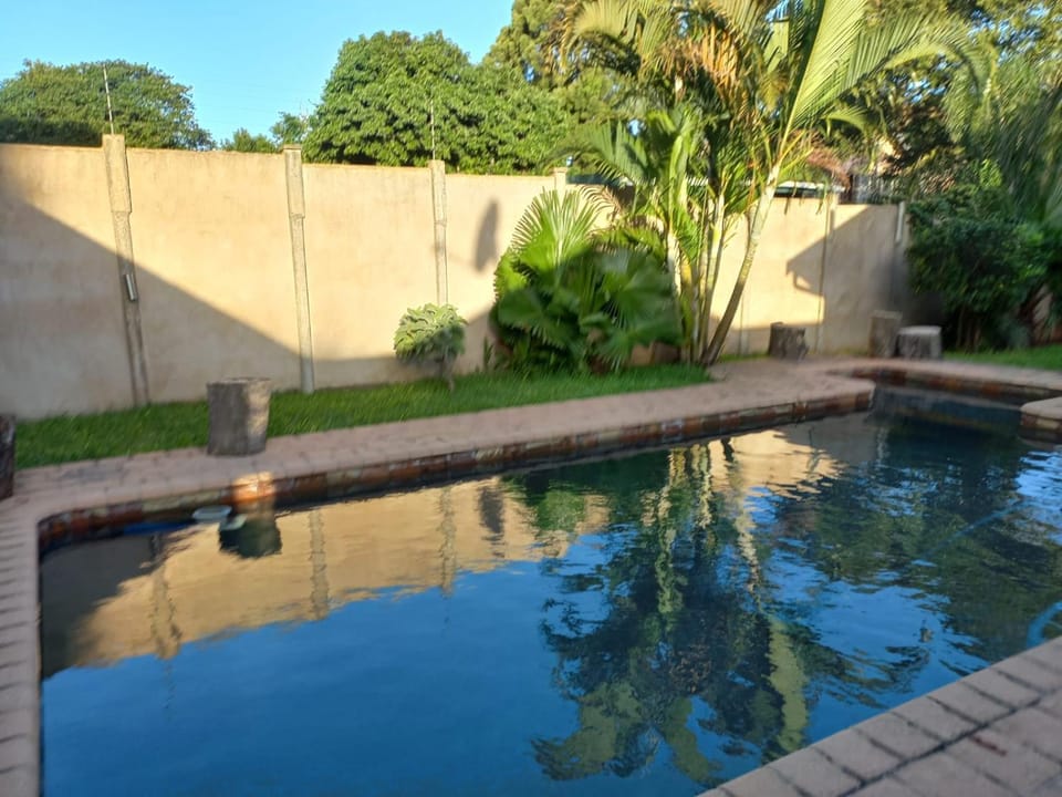 Mbuso Guest Lodge Bed and Breakfast in KwaZulu-Natal