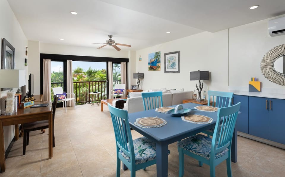 Balcony/Terrace, Living room, Dining area, Garden view, air conditioner