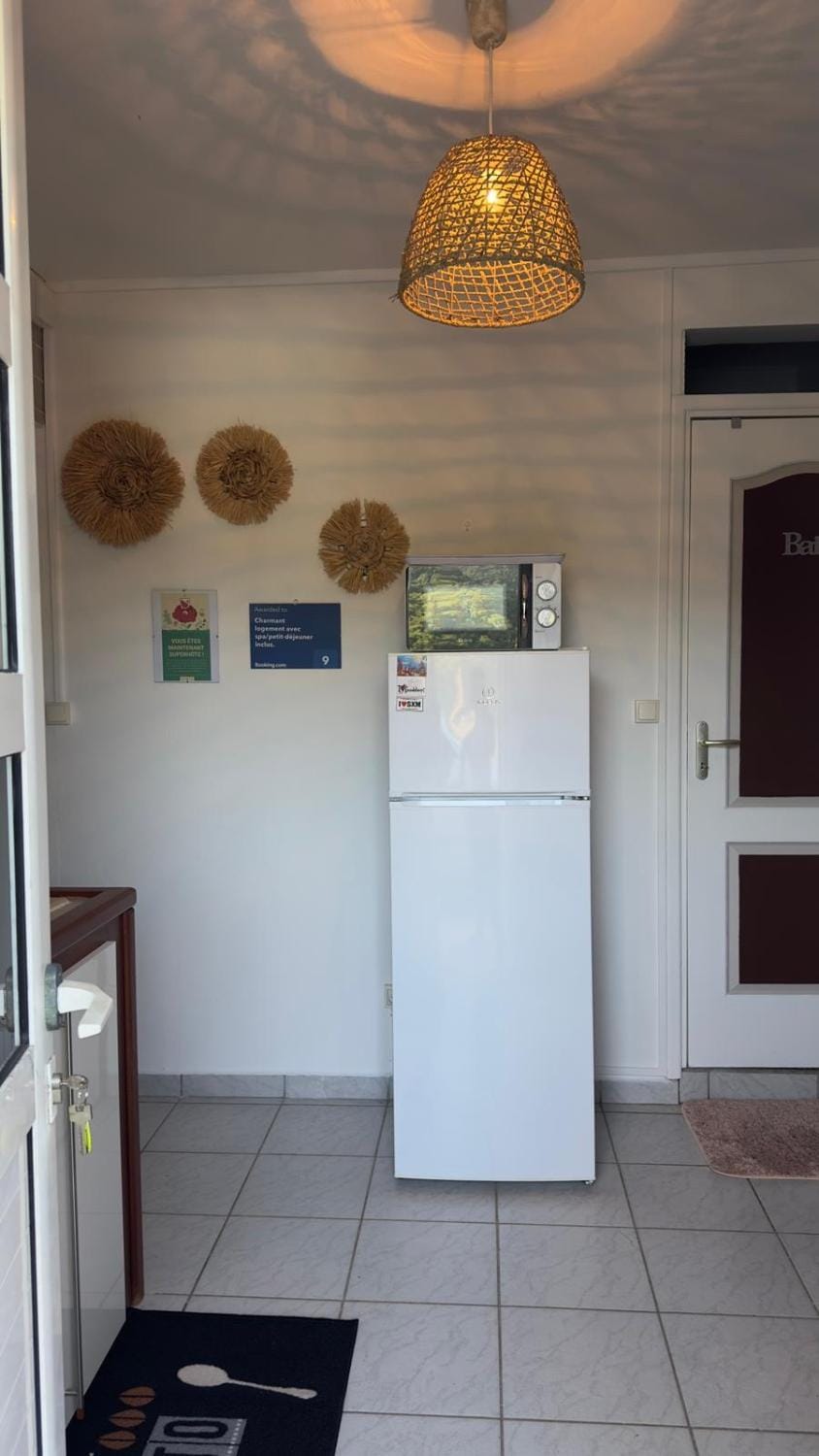 Charmant logement avec spa/petit-déjeuner inclus. Apartment in Leeward Islands