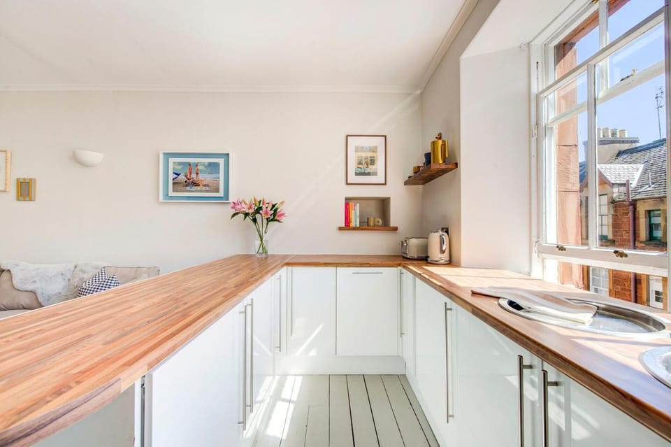 Stylish 1BD Seaside Flat North Berwick House in North Berwick