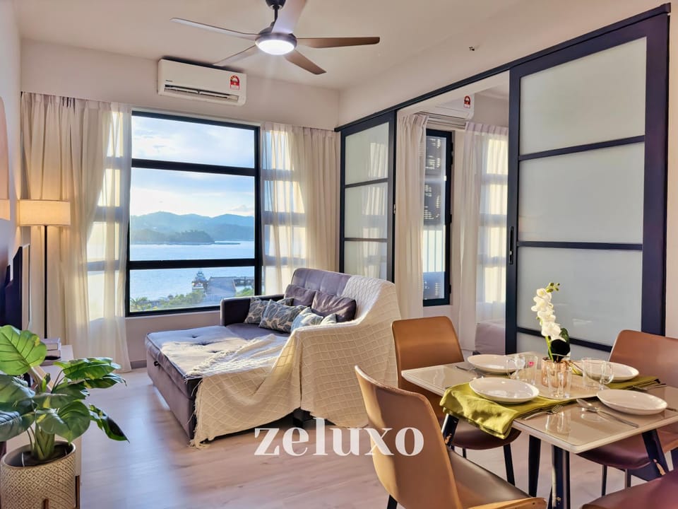 Natural landscape, Living room, Photo of the whole room, Seating area, Dining area