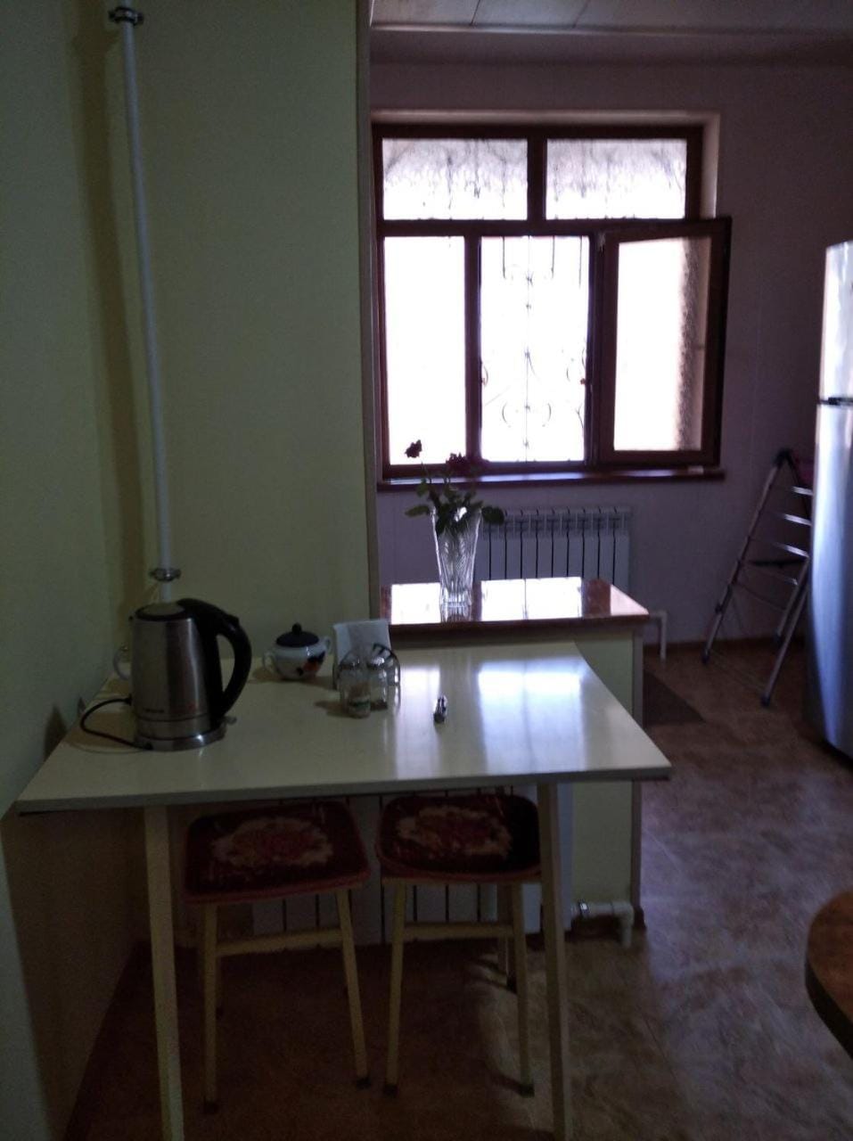 Coffee/tea facilities, Dining area