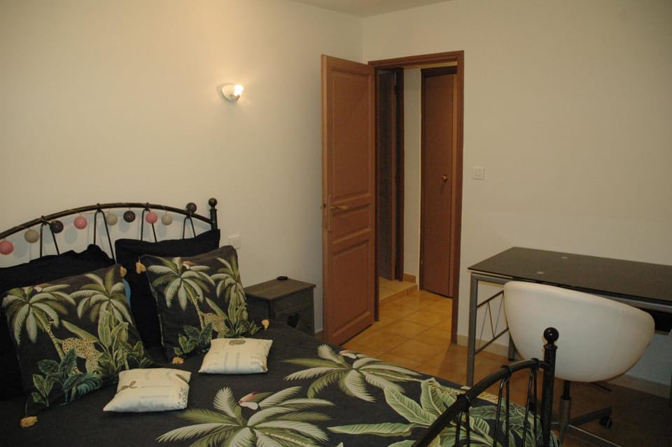 Property building, Bedroom