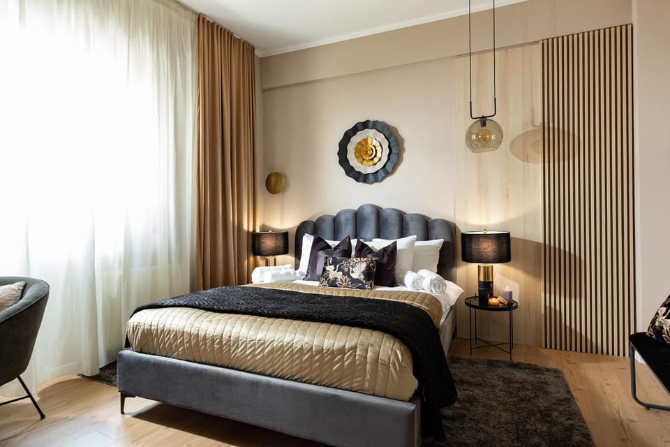 Bed, Photo of the whole room, Bedroom