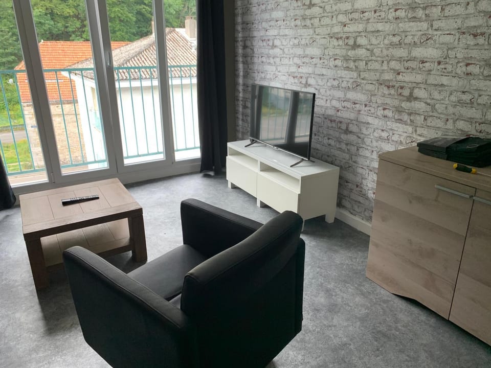 Appartement tout confort dans une résidence calme Apartment in Grand Est