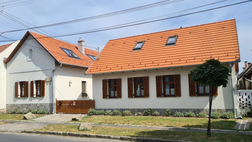 Kis-Duna Vendégház Bed and Breakfast in Hungary