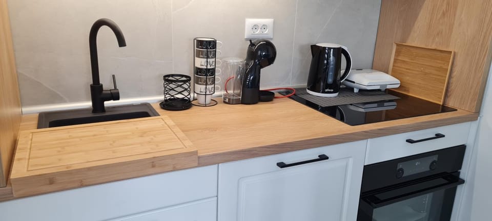 Coffee/tea facilities, Kitchen or kitchenette, pet friendly, stove, toaster
