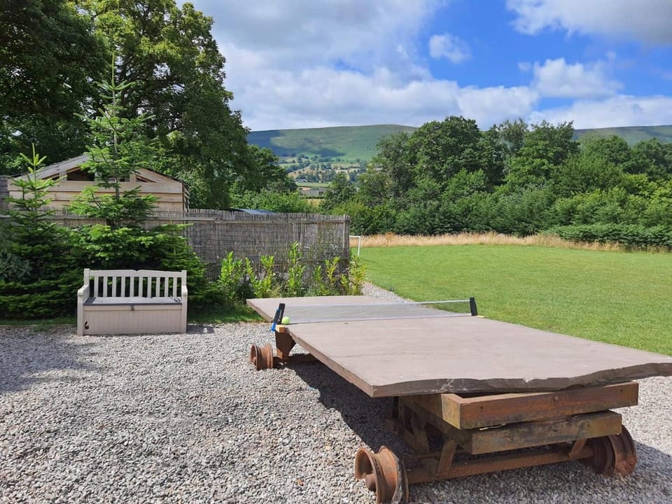 Garden view, Mountain view
