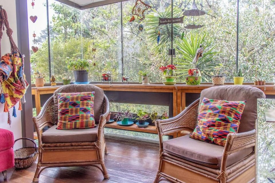 Patio, Spring, Day, Garden, Living room, Seating area, Garden view
