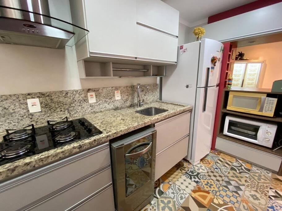 Kitchen or kitchenette, dishwasher, minibar, oven, pet friendly, stove, toaster
