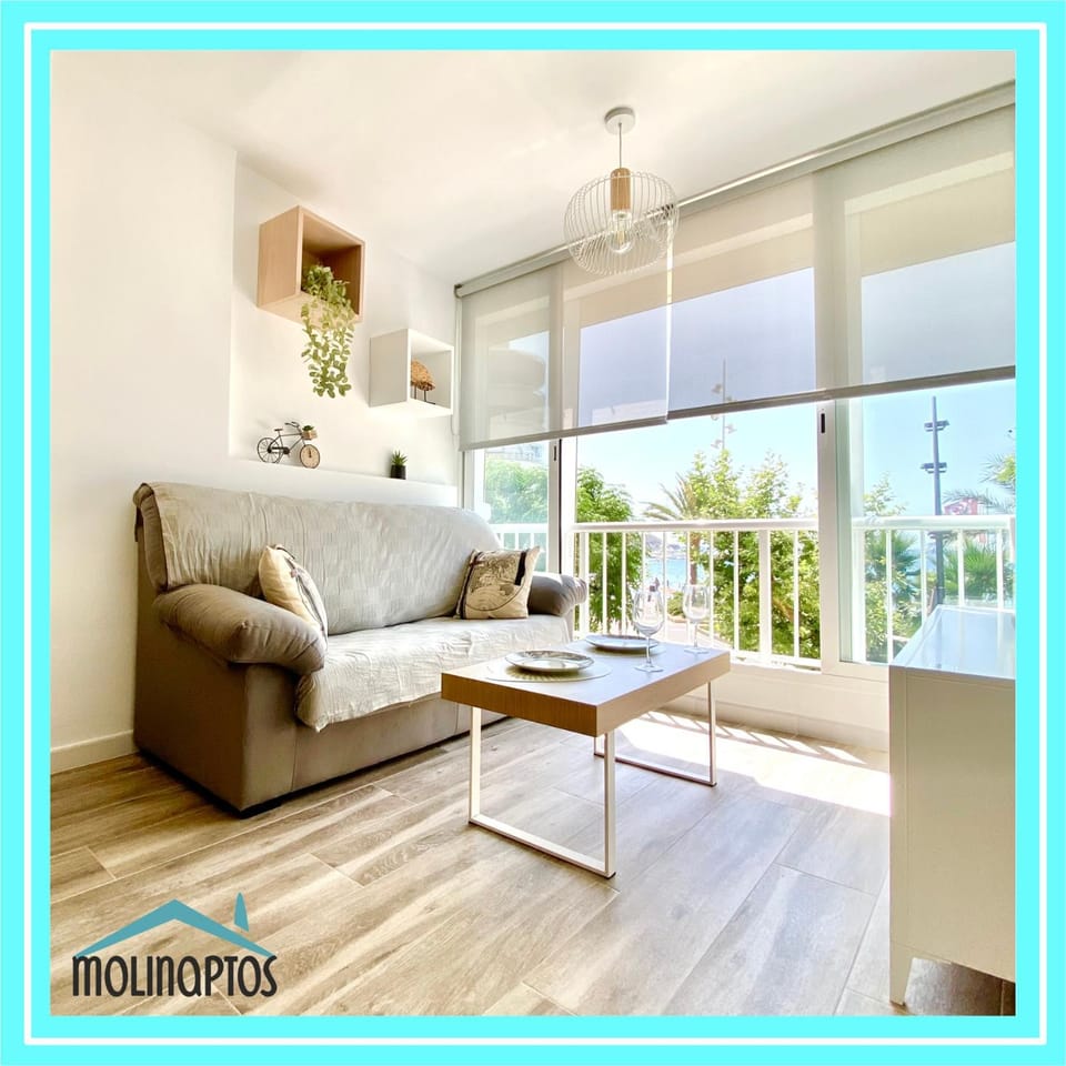 View (from property/room), View (from property/room), Photo of the whole room, Seating area, City view, City view, Sea view, Sea view, Street view, Street view, Quiet street view