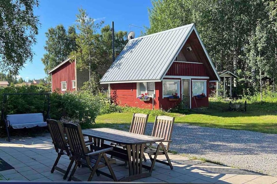 Property building, Garden