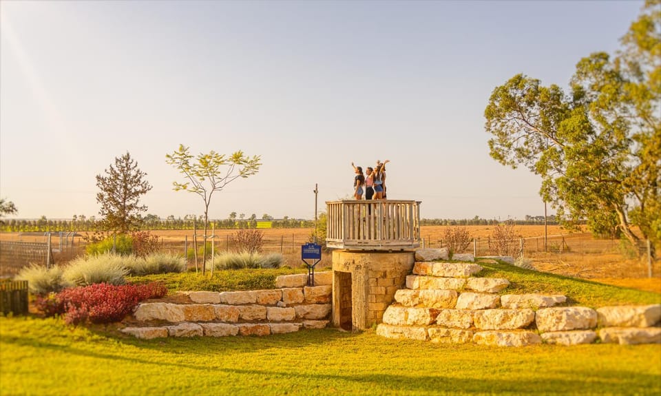 Gvulot - Kibbutz experience Nature lodge in South District