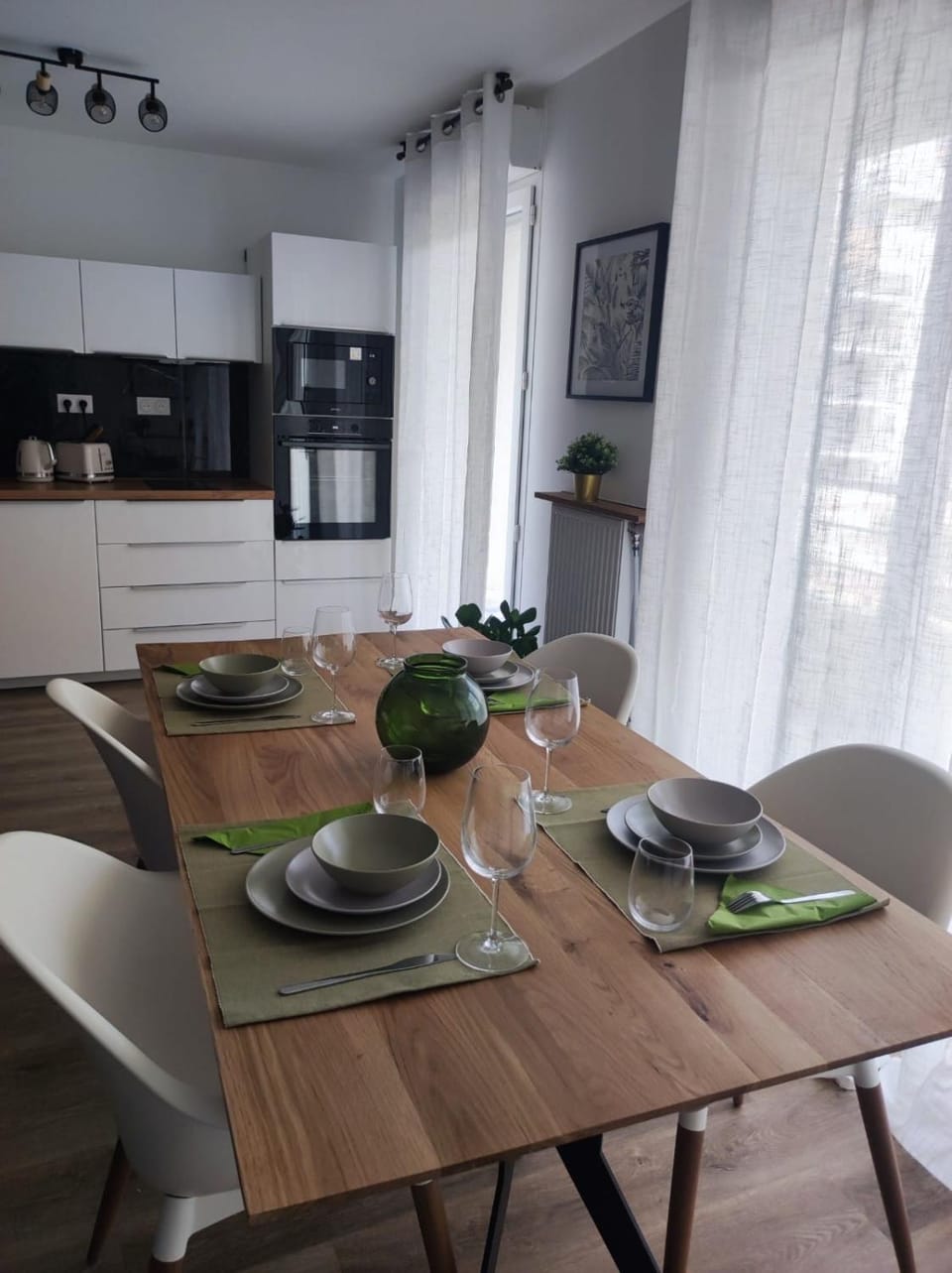 2 Appartements au Centre d'EVRY proches de PARIS Apartment in Île-de-France