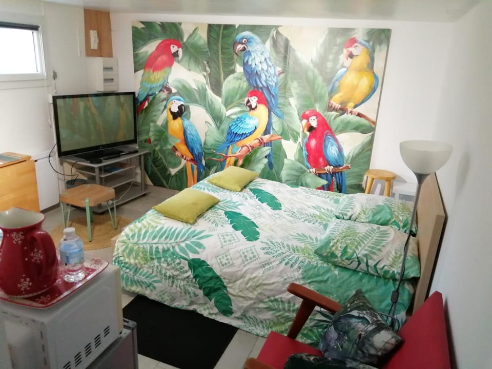 Studio Les oiseaux Vacation rental in Bourgogne-Franche-Comté