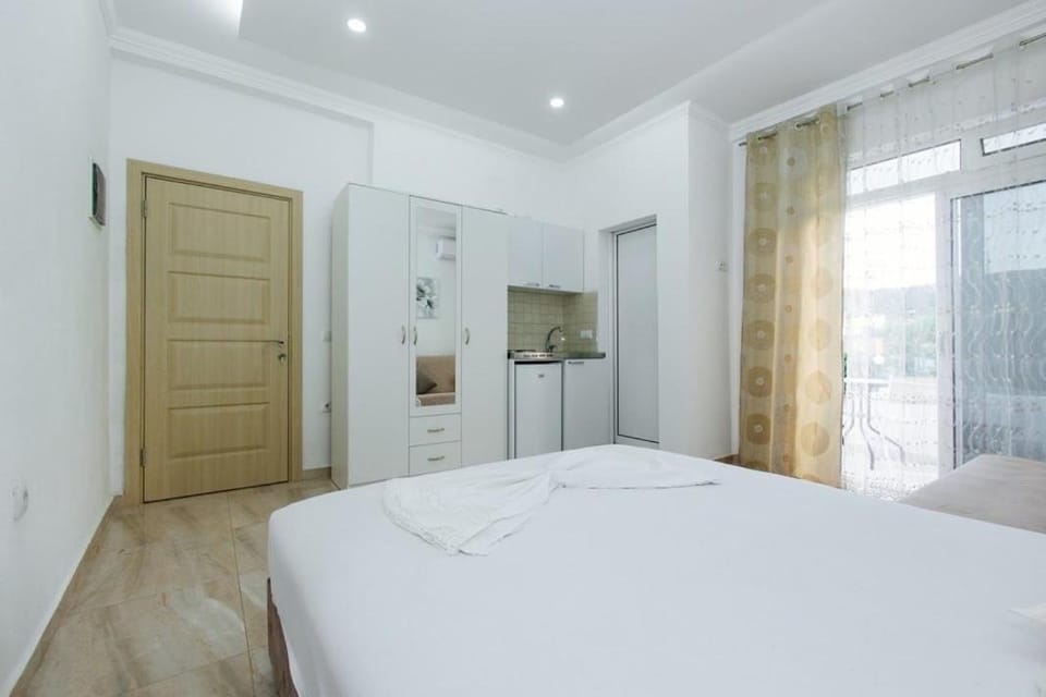 Bed, Bedroom, wardrobe