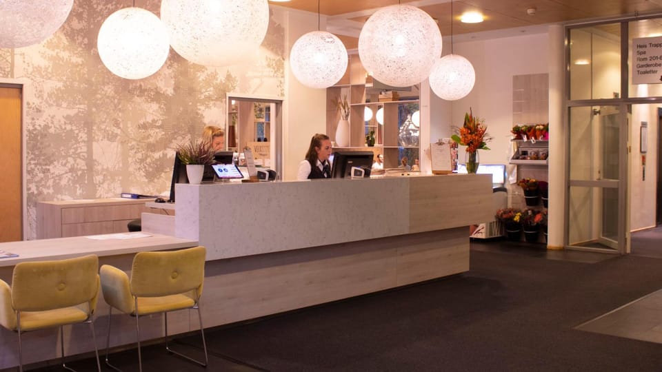 Staff, Lobby or reception