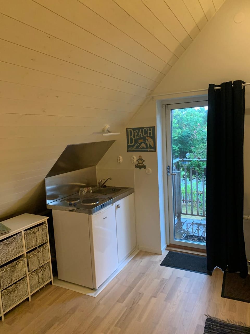 Mysigt rum i villa med egen ingång och nära havet. Vacation rental in Skåne County