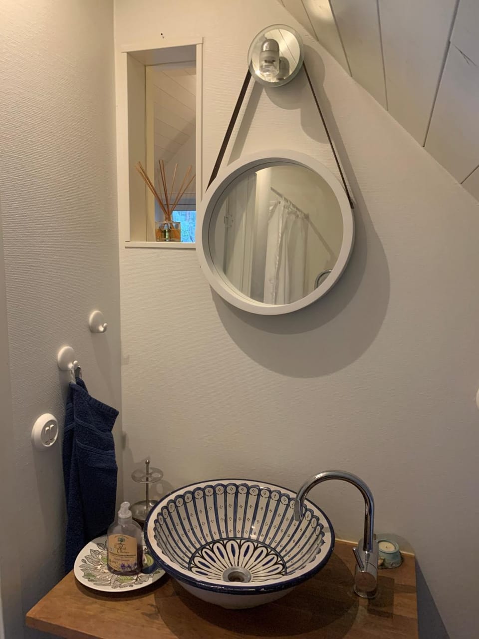 Mysigt rum i villa med egen ingång och nära havet. Vacation rental in Skåne County