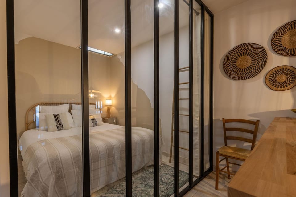 La Chambrée des Chalands Apartment in Blois