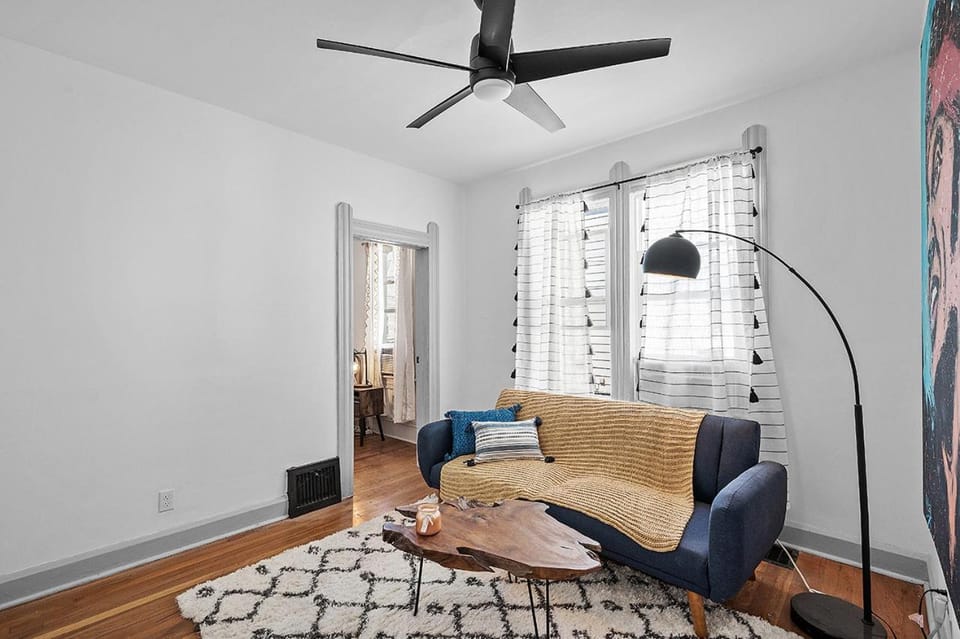 Center of Little Italy #1 Apartment in Cleveland Heights