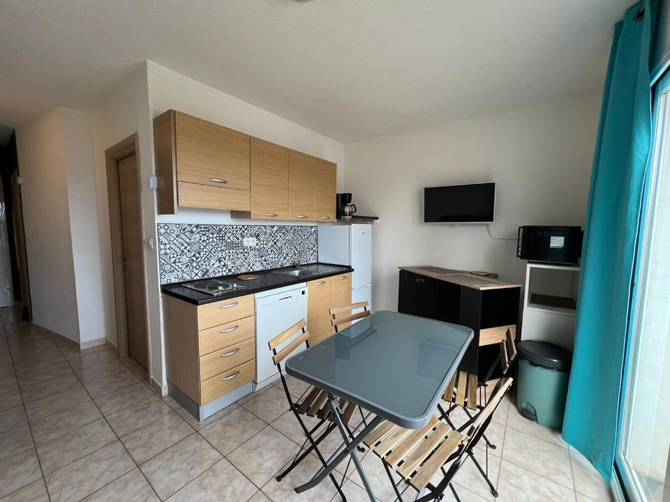 Superbe appartement en résidence avec piscine Zéro Logistique - Linge et Ménage Compris - proche plage Apartment in Linguizzetta